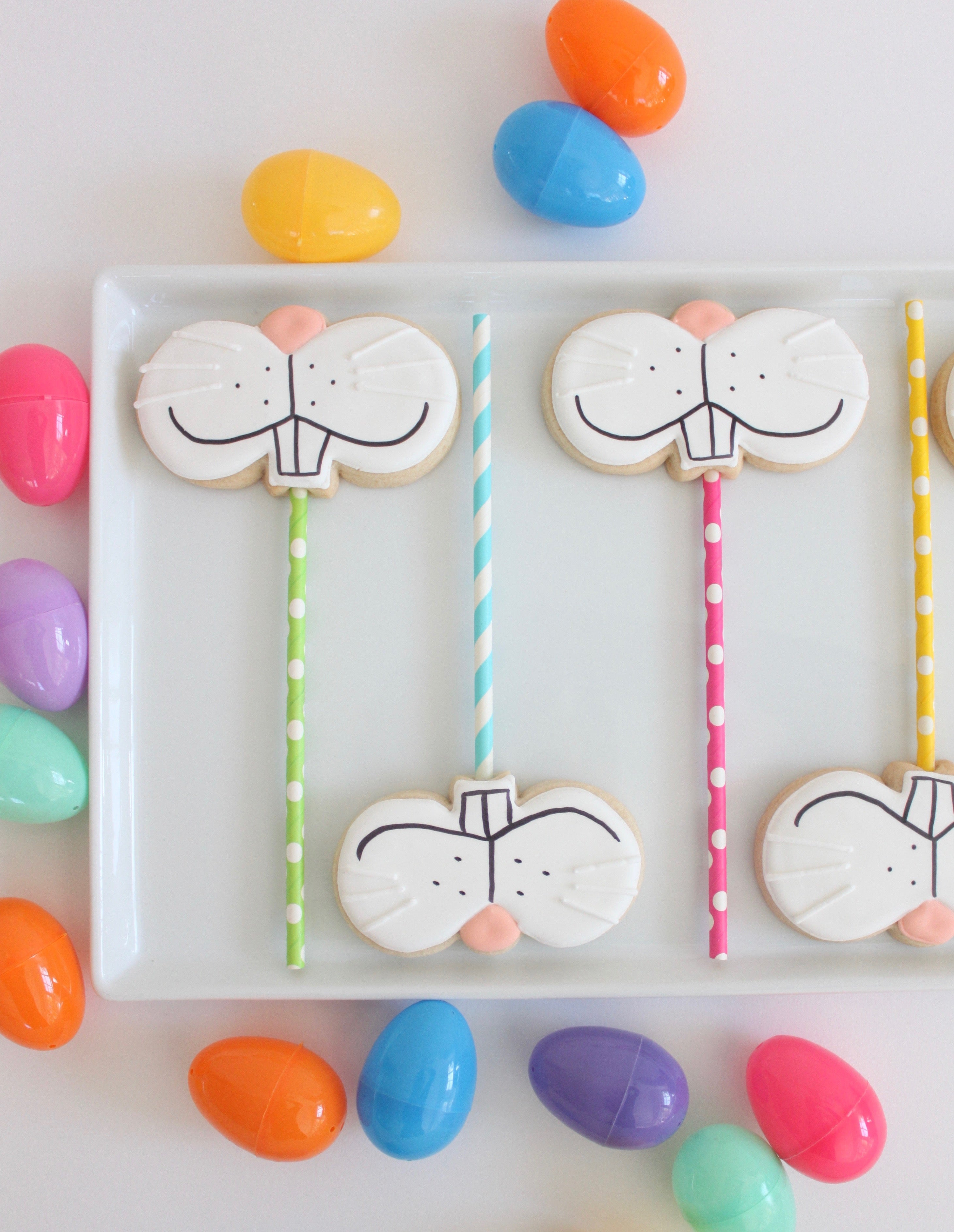 How to make Bunny Face Cookie Pops