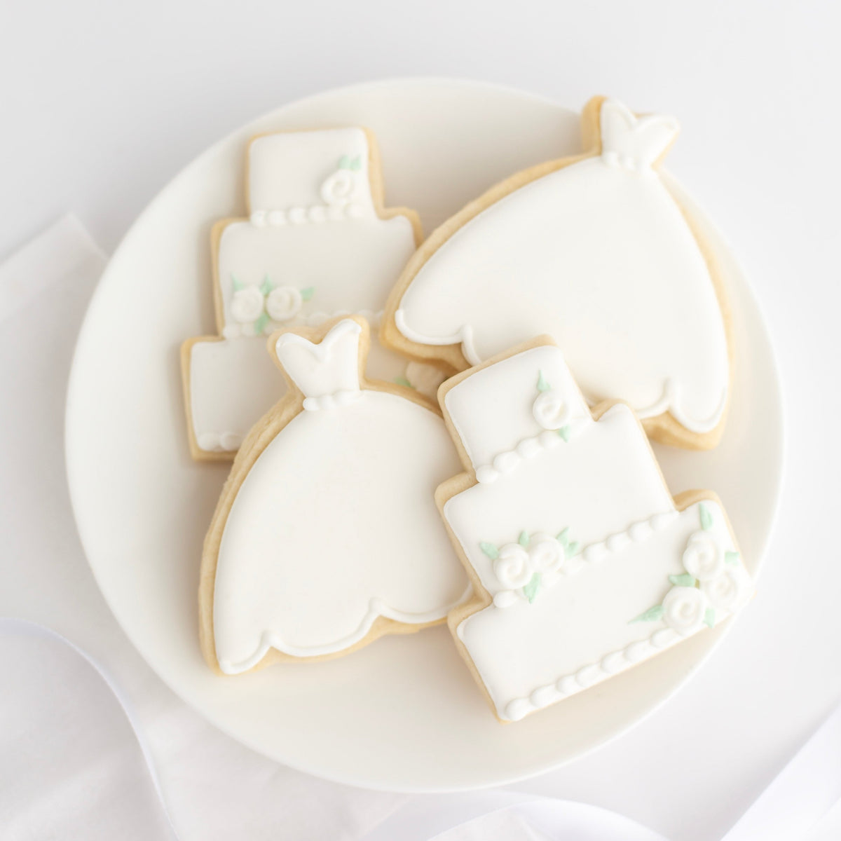 Wedding Dress & Wedding Cake Cookies – Bridal Shower Cookie Gift Box – ellenjaycookies