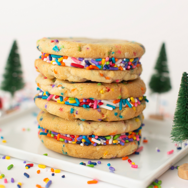 Christmas Sugar Cookies & Buttercream Sammie Gift Box (12 ct)