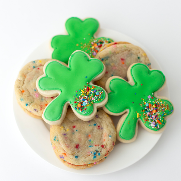 Shamrock Cookies & Funfetti Sammies – St. Patrick’s Day Gift Box