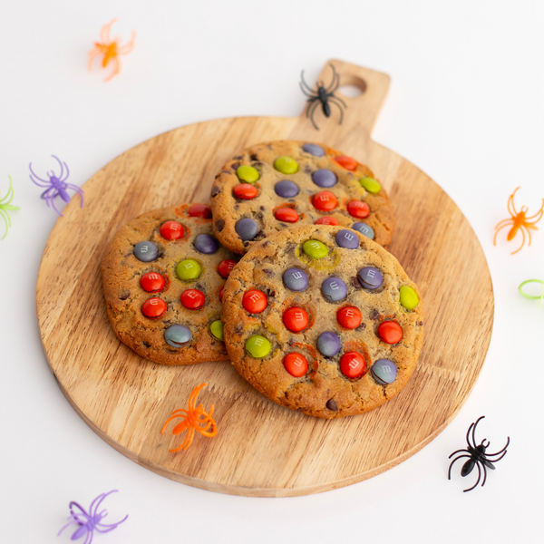 HALLOWEEN JUMBO M&M COOKIES