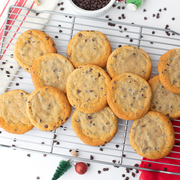 Chocolate Chip Classic Cookies Gift Box (12ct)